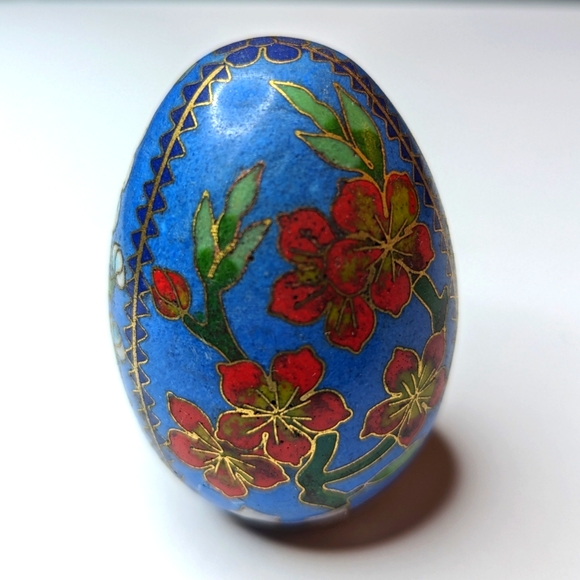Exquisite Vintage Blue Chinese Cloisonné Egg with Blossom Motif - Picture 1 of 8